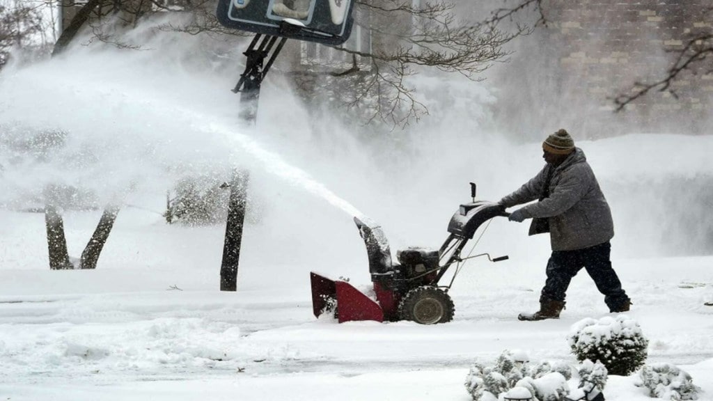 Bomb cyclone, US, Storm, Cyclone, Snow Falling, Weather forecast, World news