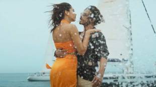 Pathaan, Pathaan controversy, Pathaan buttock scene, Pathaan nude scenes, deepika padukone buttock scenes, deepika padkobe pathaan controversy, shah rukh khan, shah rukh khan pathaan scenes, CBFC Pathaan