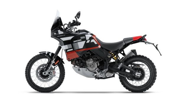 ducati desertx engine