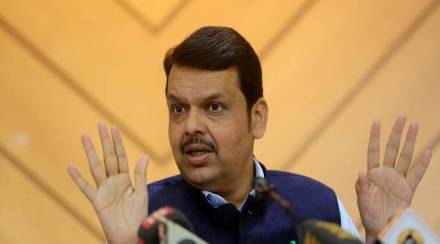 fadnavis on old pension scheme