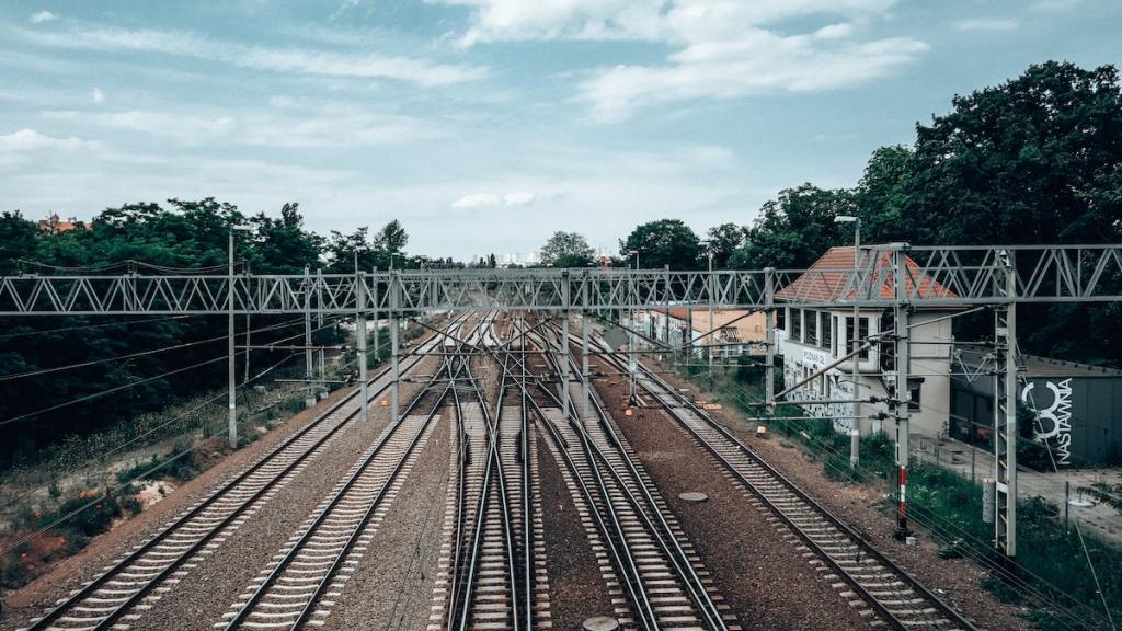 Indian Railways, MSME markets, Dedicated Freight Corridor, Ashwini Vaishnaw, DFC, Railway Minister, WDFC, EDFC, trains, Joint Parcel Project, JPP, India Post, Freight, MSMEs, SMEs, SMBs, small business, Lok Sabha, SHGs, Self Help Groups