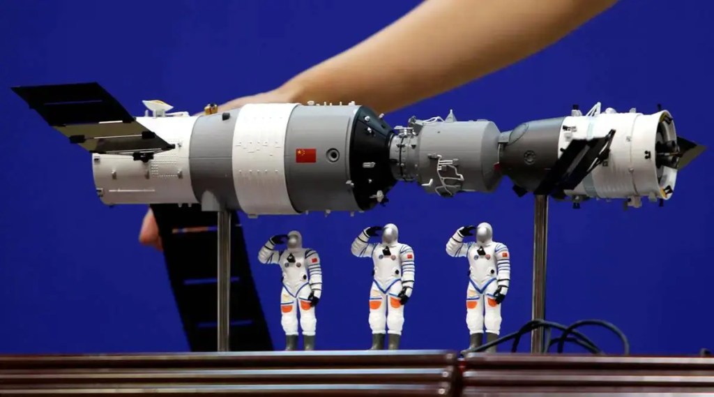 The Chinese intend to detonate a 10-megaton warhead at an
altitude of 80 km (50 miles) so as to pose a serious threat to satellites. (Representative Image, Reuters)