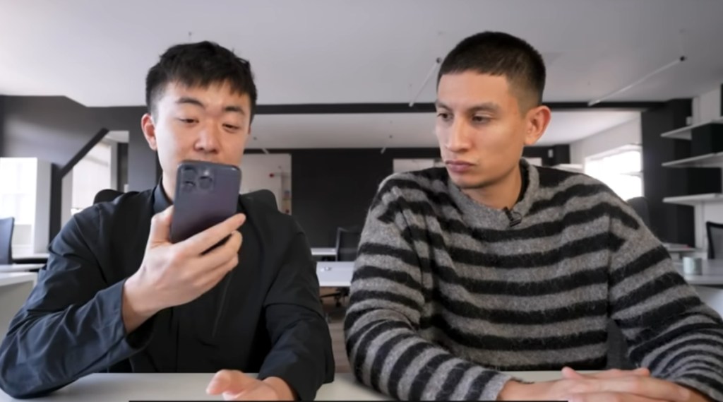 Carl Pei reviews iPhone 14 Pro