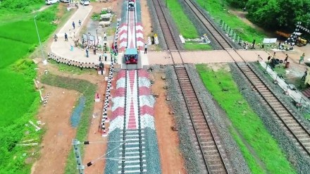 Kharagpur-Adityapur, Kharagpur to Adityapur, Kharagpur to Adityapur train timings, Kharagpur to Adityapur projects, Kharagpur to Adityapur project cost, Kharagpur to Adityapur railway project, Kharagpur to Adityapur local train, south eastern railways