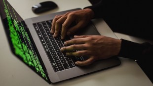 third party apps, mobile banking, amazon pay, googlepay, paytm, cyber security, online fraud, financial scam