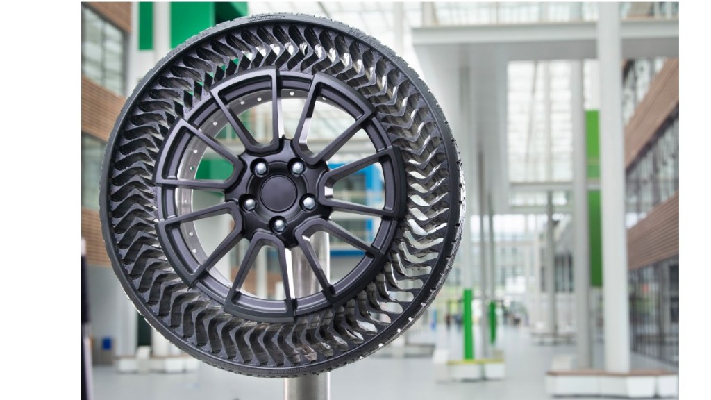 Michelin UPTIS airless tyre