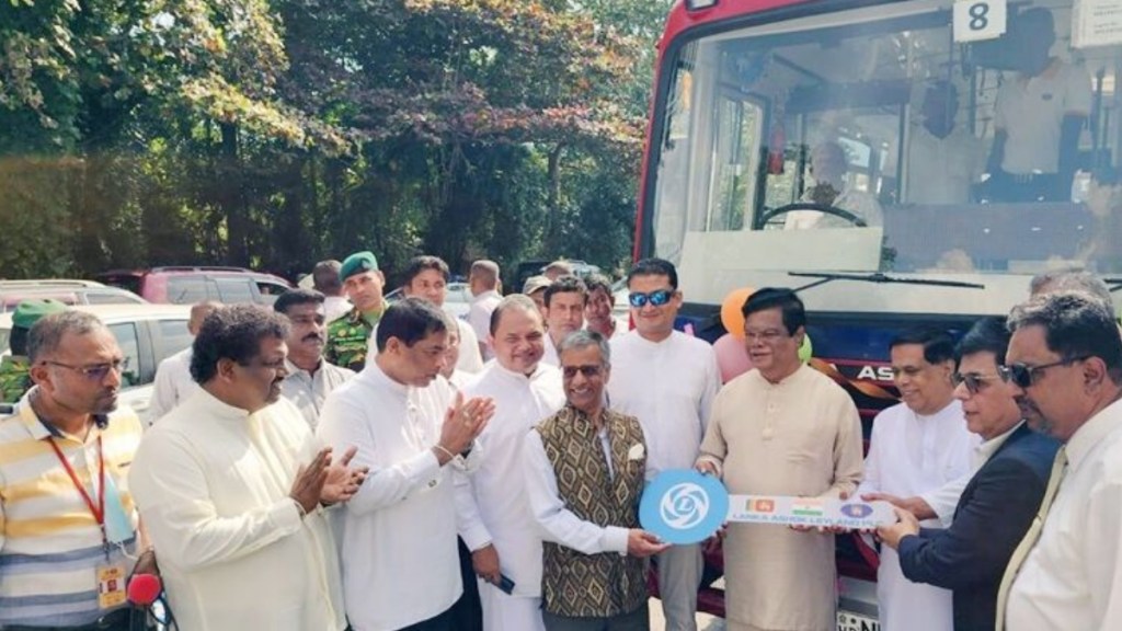 India provides 75 buses to Sri Lanka to support public transport system