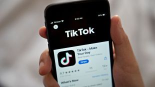 The concern is that TikTok and its parent, ByteDance Ltd., could share information on US users with Chinese authorities.