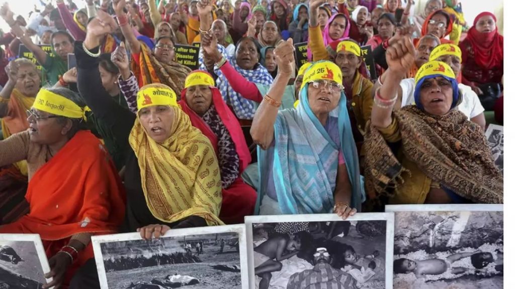 Bhopal gas tragedy 10 women survivors end fast after getting assurances from govt