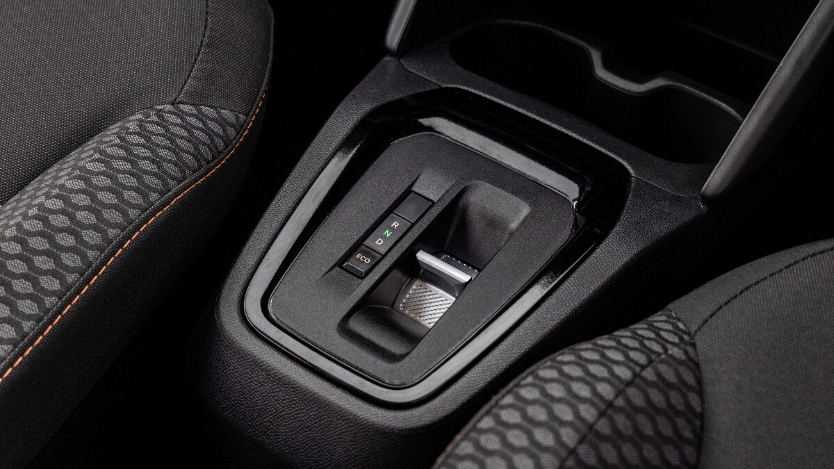 The Citroen eC3 gets a gear selector similar to the one seen on its bigger sibling, the C5 Aircross.