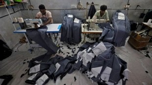 denim industry, jeans, sustainability, manufacturing, production, circular, global expansion, denim fabrics, adaptable clothing