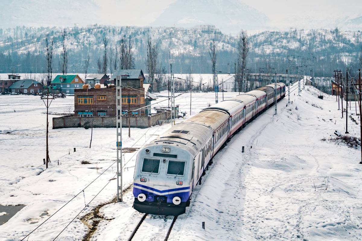 Here are some more eye-catching photos from the state. (Image courtesy: Ministry of Railways)