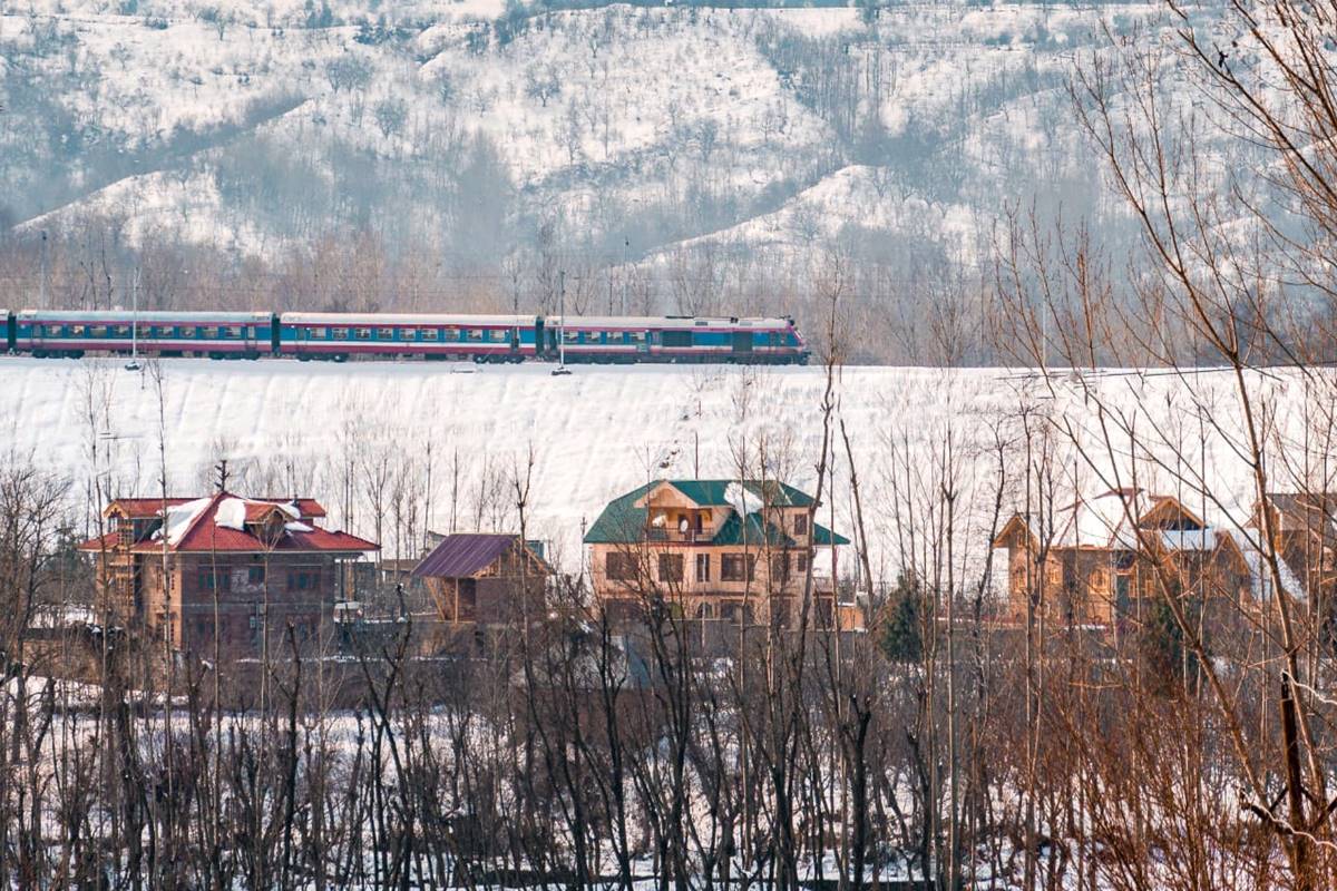 Here are some more eye-catching photos from the state. (Image courtesy: Ministry of Railways)