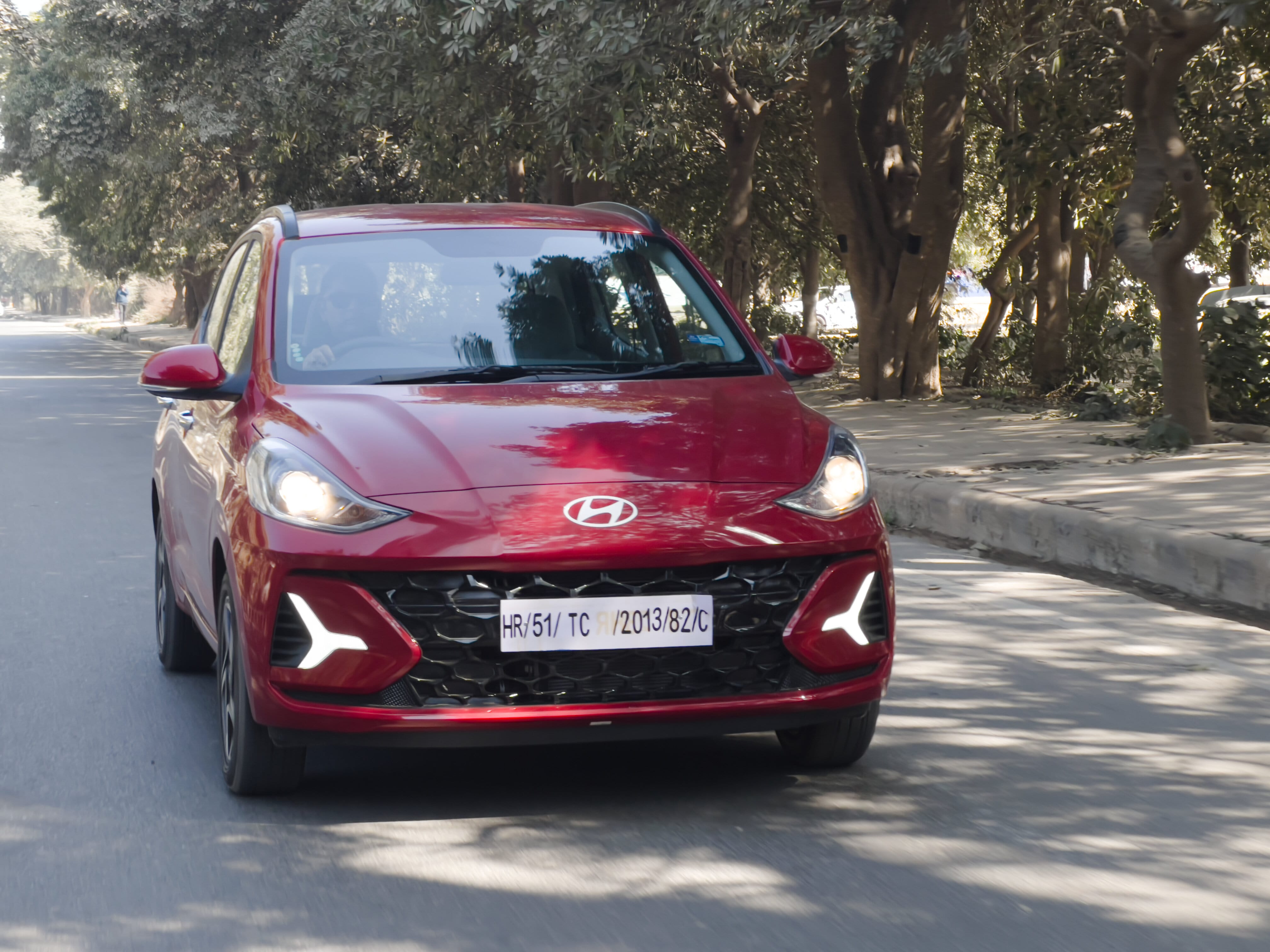 Maruti Suzuki Swift's rival, the Hyundai Grand i10 Nios, is gearing up for another face-off. Will it be able to bite a bigger chunk of the hatchback pie?
