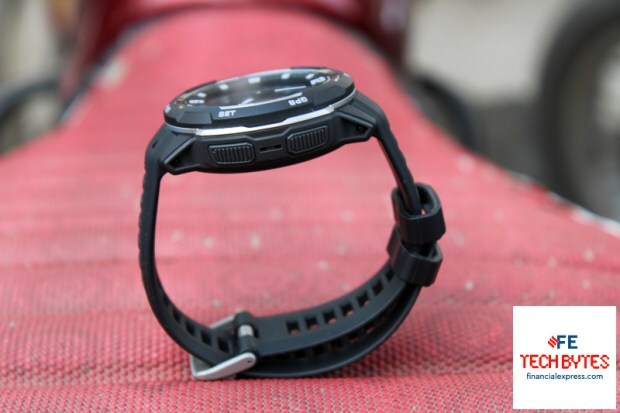 Garmin Instinct Crossover