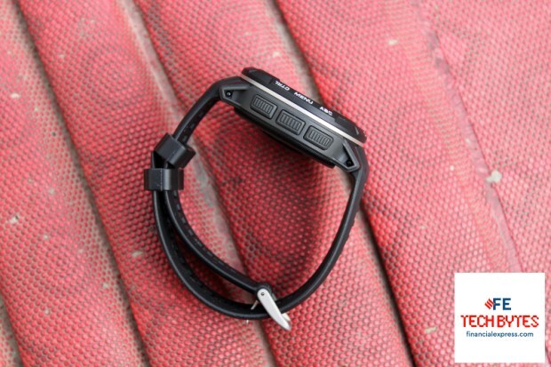 Garmin Instinct Crossover