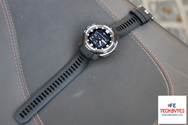 Garmin Instinct Crossover