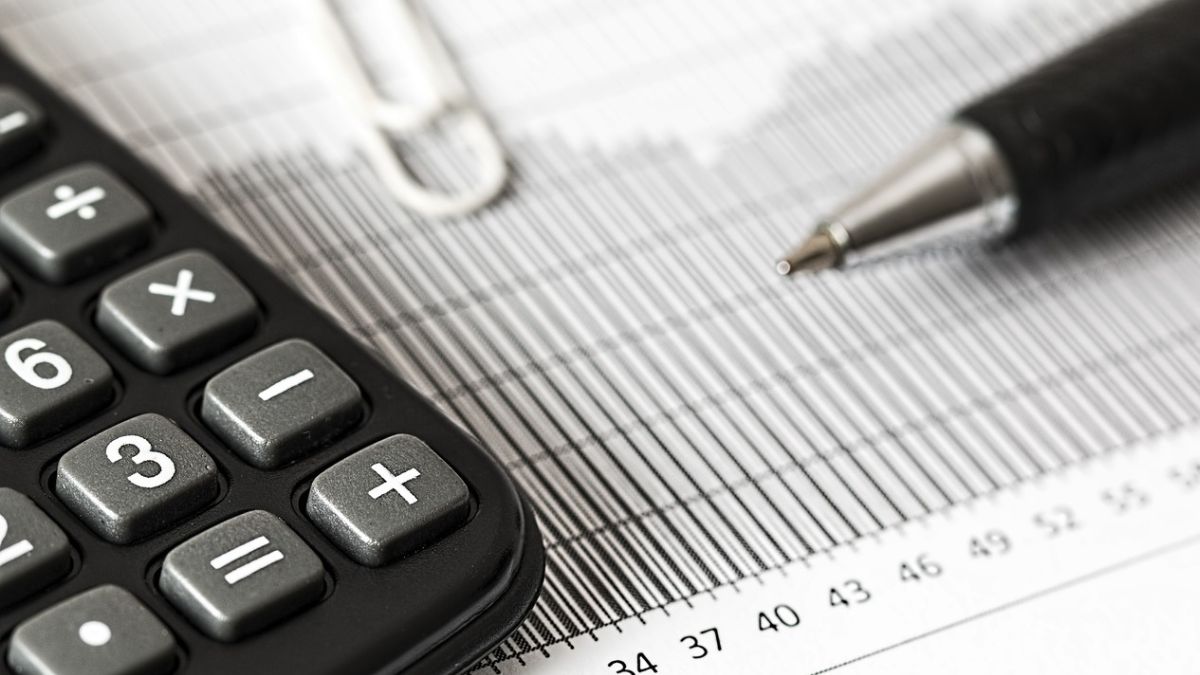 Insurers purchase record equities in 2022