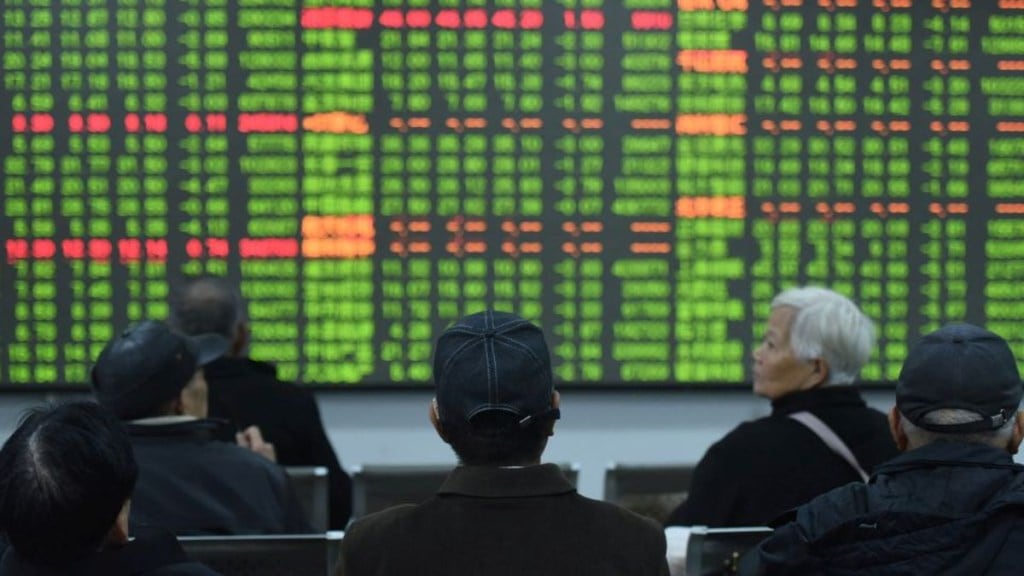 Stocks extend gains on 'soft landing' hopes, China re-opening Stocks extend gains on 'soft landing' hopes, China re-opening