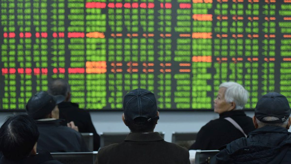 Stocks extend gains on 'soft landing' hopes, China re-opening