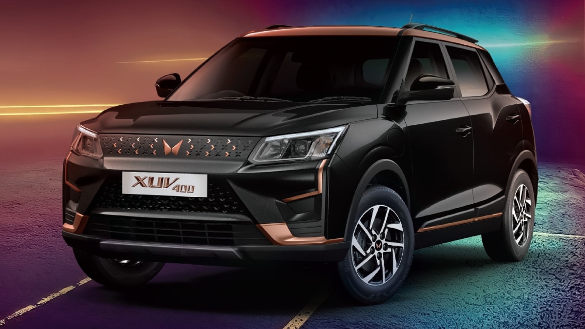 Mahindra has launched its XUV400 in India at a starting price of Rs 15.99 lakh (ex-showroom). Booking of the electric SUV will begin from January 26 and the deliveries will be starting from March this year.