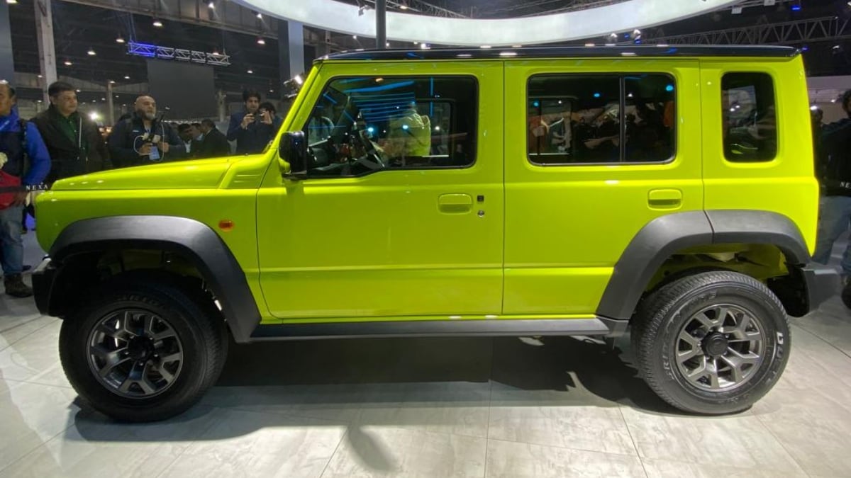 In terms of dimensions, the Jimny 5-door SUV measures 3,985 mm in length, 1,645 mm in width and 1,720 mm in height. It has a wheelbase of 2,590 mm.
