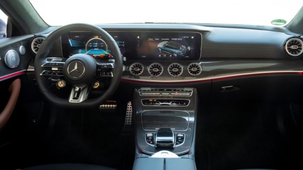 Mercedes-AMG E 53 Cabriolet features