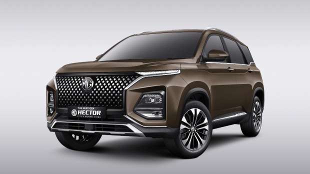 It will be available in 5, 6, and 7-seater options in 7 body paint options including an exclusive shade of brown.