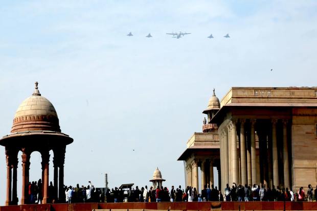 In a statement, the Rashtrapati Bhavan said that the Change of Guard ceremony, which was supposed to take place on January 14, will not take place during the parade's rehearsal period. (Pic: MinistryOfDefence)