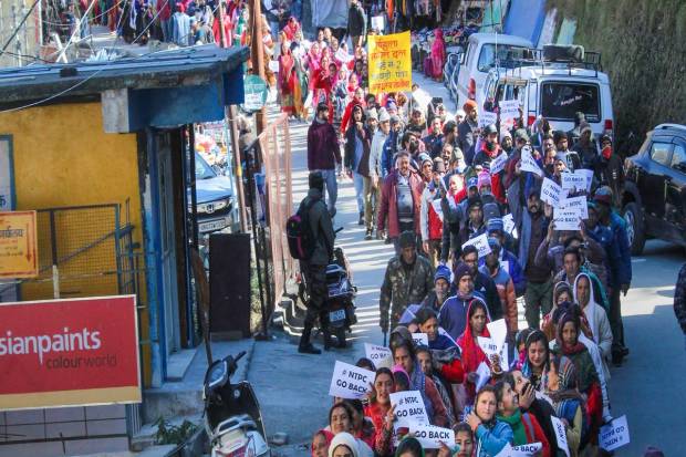 Joshimath: Locals take part in a protest rally against the NTPC project in landslide-hit Joshimath town of Chamoli district, Uttarakhand. (PTI Photo)