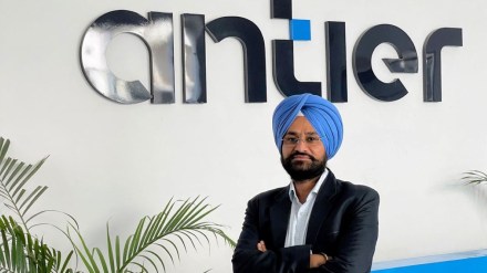 How blockchain empowers and democratises Web3.0