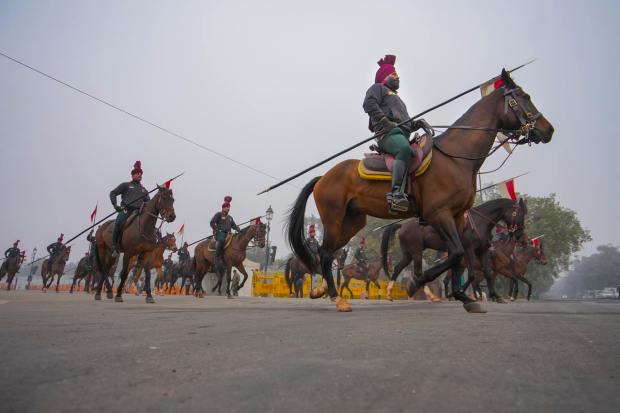 President's bodyguards rehearse for the Republic Day Parade 2023 at the Kartavya Path during a cold and foggy morning (PTI Photo)
