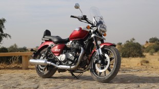 Royal-Enfield-Super-Meteor-650