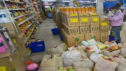 grocery shopping, India