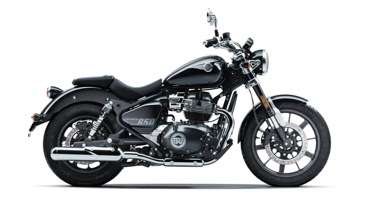 This is the Astral Black colour variant of the Super Meteor 650.