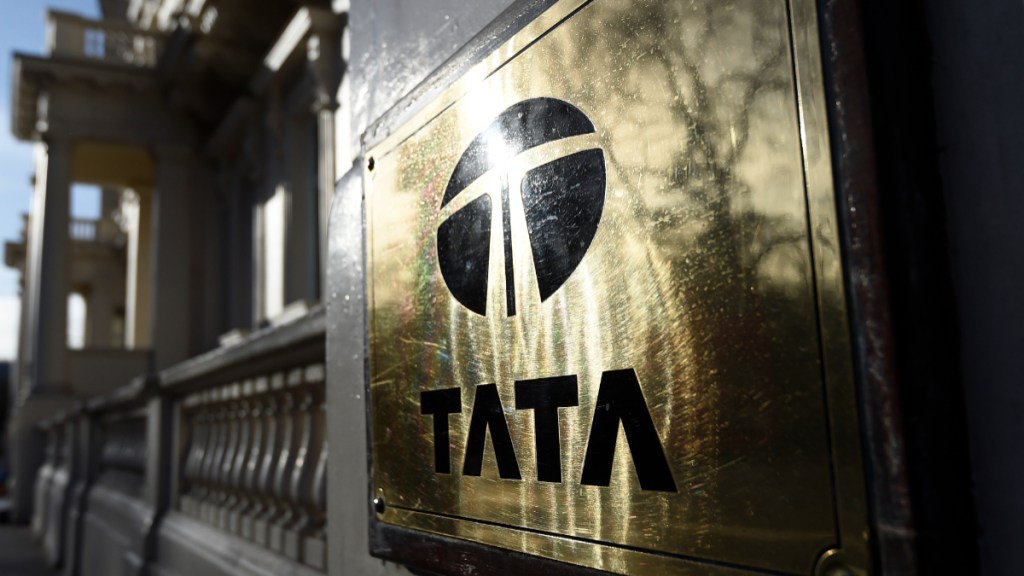 Tata veteran RK Krishnakumar dies at 84; ‘will sorely miss him,’ says Tata Sons Chairman N Chandrasekaran Tata veteran RK Krishnakumar dies at 84; ‘will sorely miss him,’ says Tata Sons Chairman N Chandrasekaran