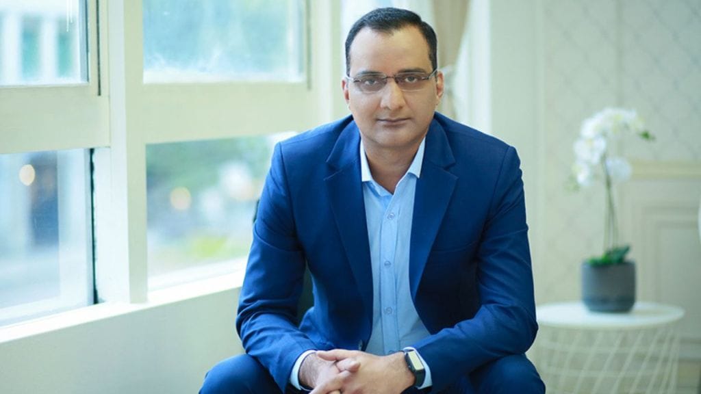 Santosh Kumar has a track record of over 18 years of delivering at the intersection of consumer, media, and brands enabled by creativity, data, and technology. 