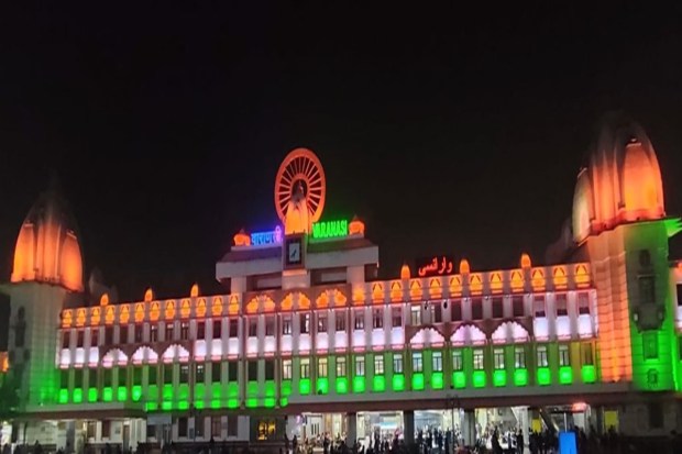 Lighting done at Varanasi Railway Station (Image: Twitter/DRM Lucknow)