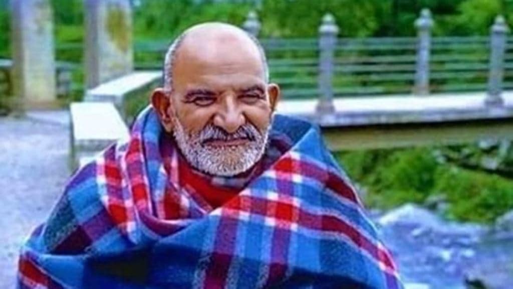 Neem Karoli Baba, Baba Neem Karoli, who is Neem Karoli Baba, why is Neem Karoli Baba famous, Neem Karoli Baba ashram, how to reach Neem Karoli Baba ashram, virat kohli, virat Neem Karoli Baba, anushka sharma, steve jobs, Mark Zuckerberg