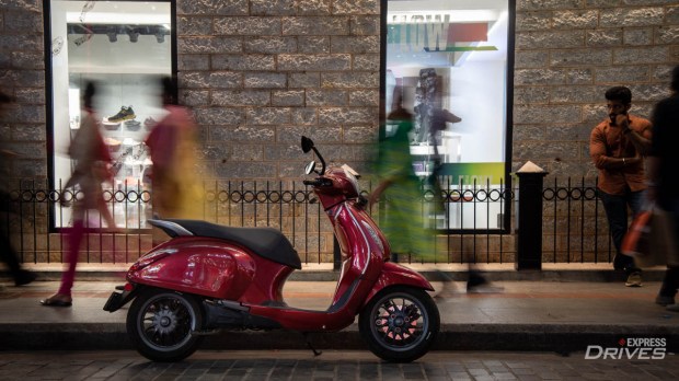bajaj chetak ev