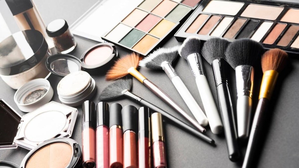 beauty industry, retail sector