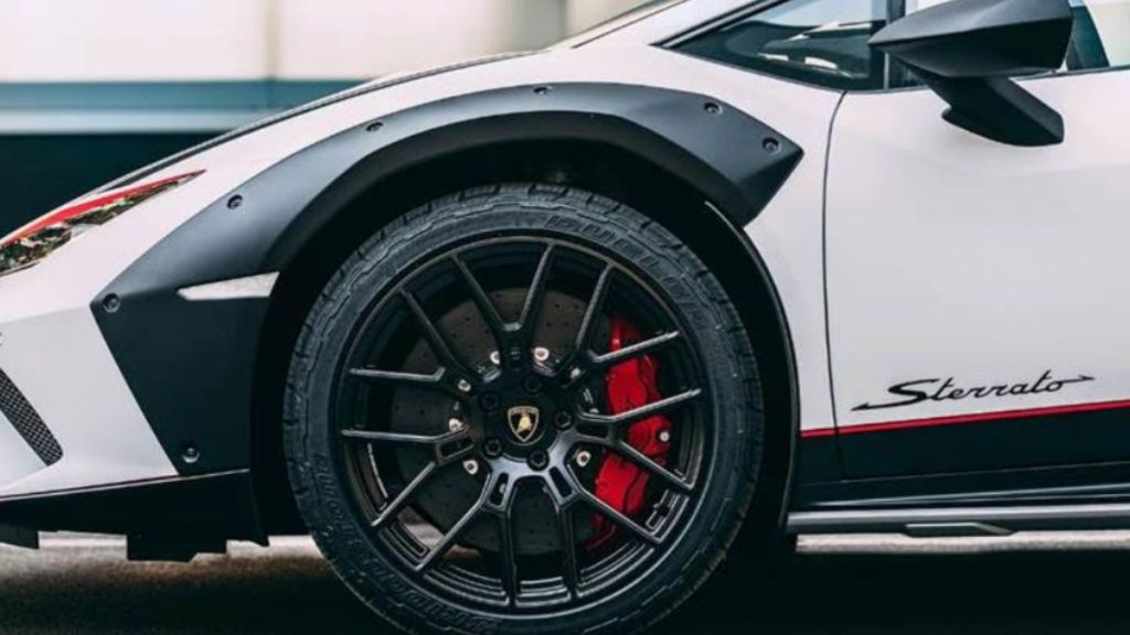 Bridgestone Dueler All-Terrain AT002 tyres