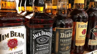 foreign liqor, liquor price, price hike, excise policy, license fee, bonded warehouse licenses, minimum guarantee quota, country made liquor, liquor lobby