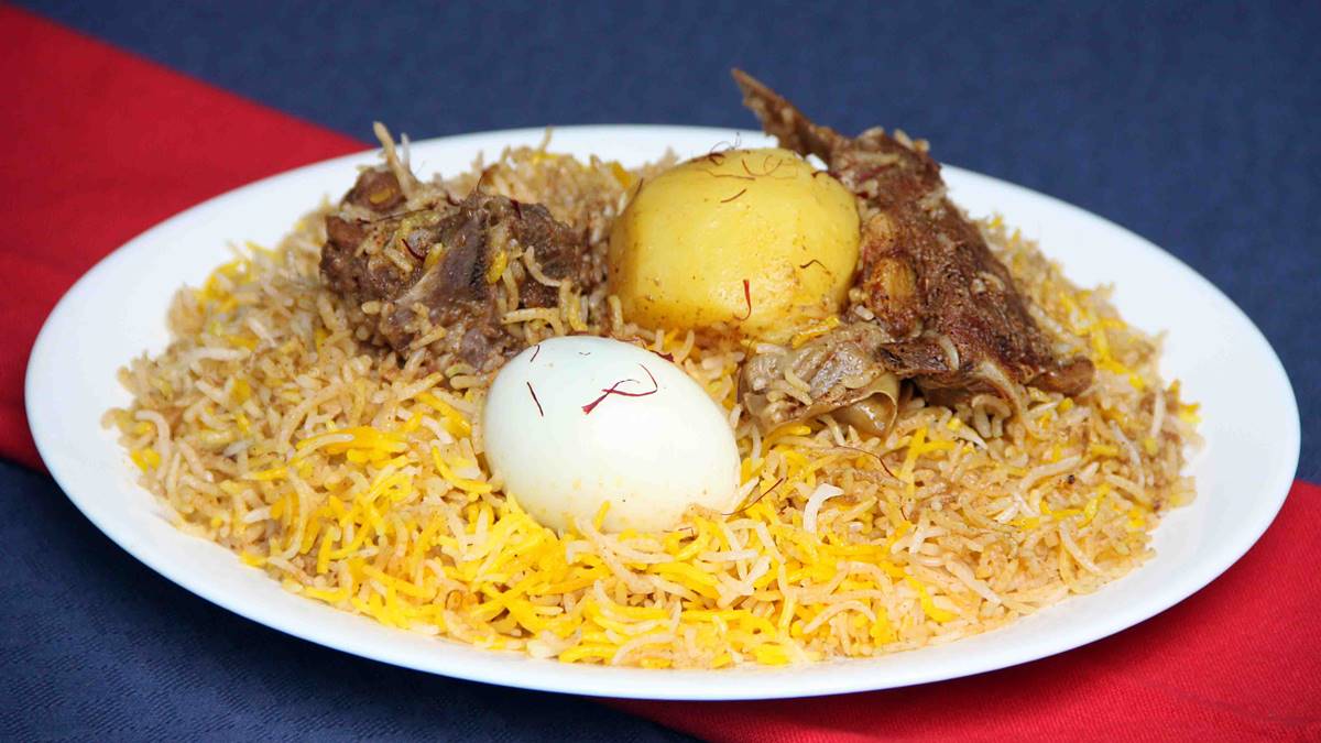 Kolkata, best food destinations, food in india, best food in india, kolkata best food, famous food in kolkata, kolkata biryani, kolkata puchka