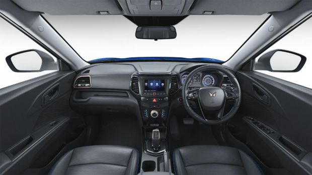 The XUV400 features a 7-inch touchscreen infotainment system with smartphone connectivity, drive modes, connected car tech, electric sun roof, and more.