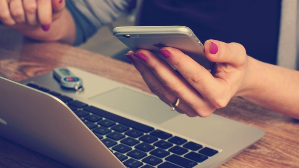 hotel industry, food delivery, food industry