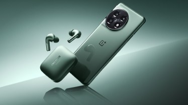 OnePlus 11 and OnePlus Buds Pro 2