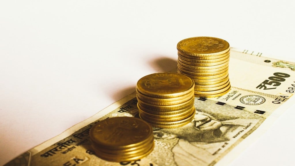 Bank, Axis Bank, private lender, fintech company, Open, digital banking, partnership, Anish Achuthan, neo-banking platform, SME, small business, MSMEs, MSEs, SMBs, business banking, PAN, banking solution, loans, credit, bank account, Open money