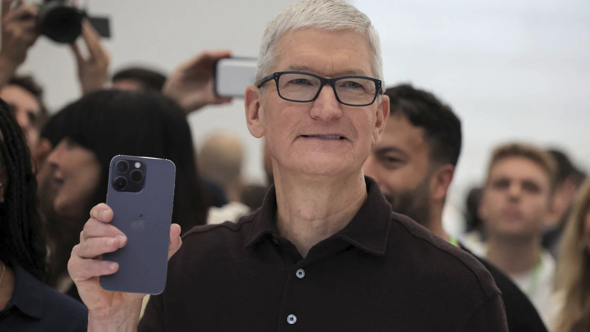 Apple CEO Tim Cook Apple CEO Tim Cook