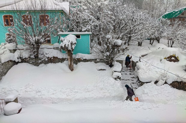 The higher reaches of Lahaul and Spiti, Kinnaur and Shimla districts of Himachal Pradesh experienced a fresh spell of snowfall while widespread light rainfall was recorded in the mid and low hills of the state. (Image: PTI photo)